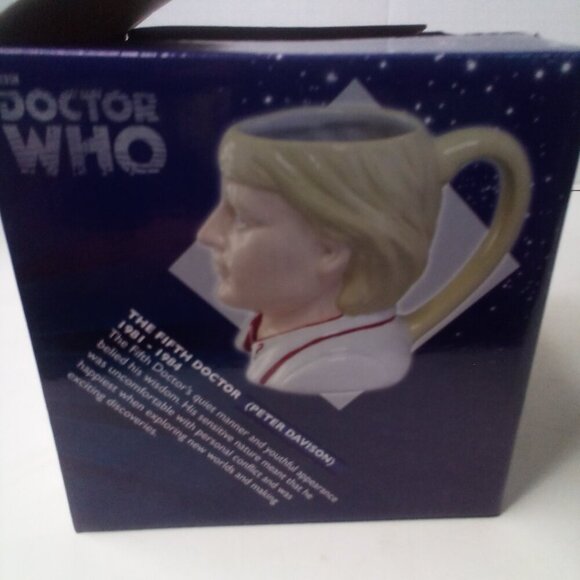 Doctor Who 5th Doctor Peter Davison Ceramic 3D Mug BBC Zeon Design - Picture 13 of 15